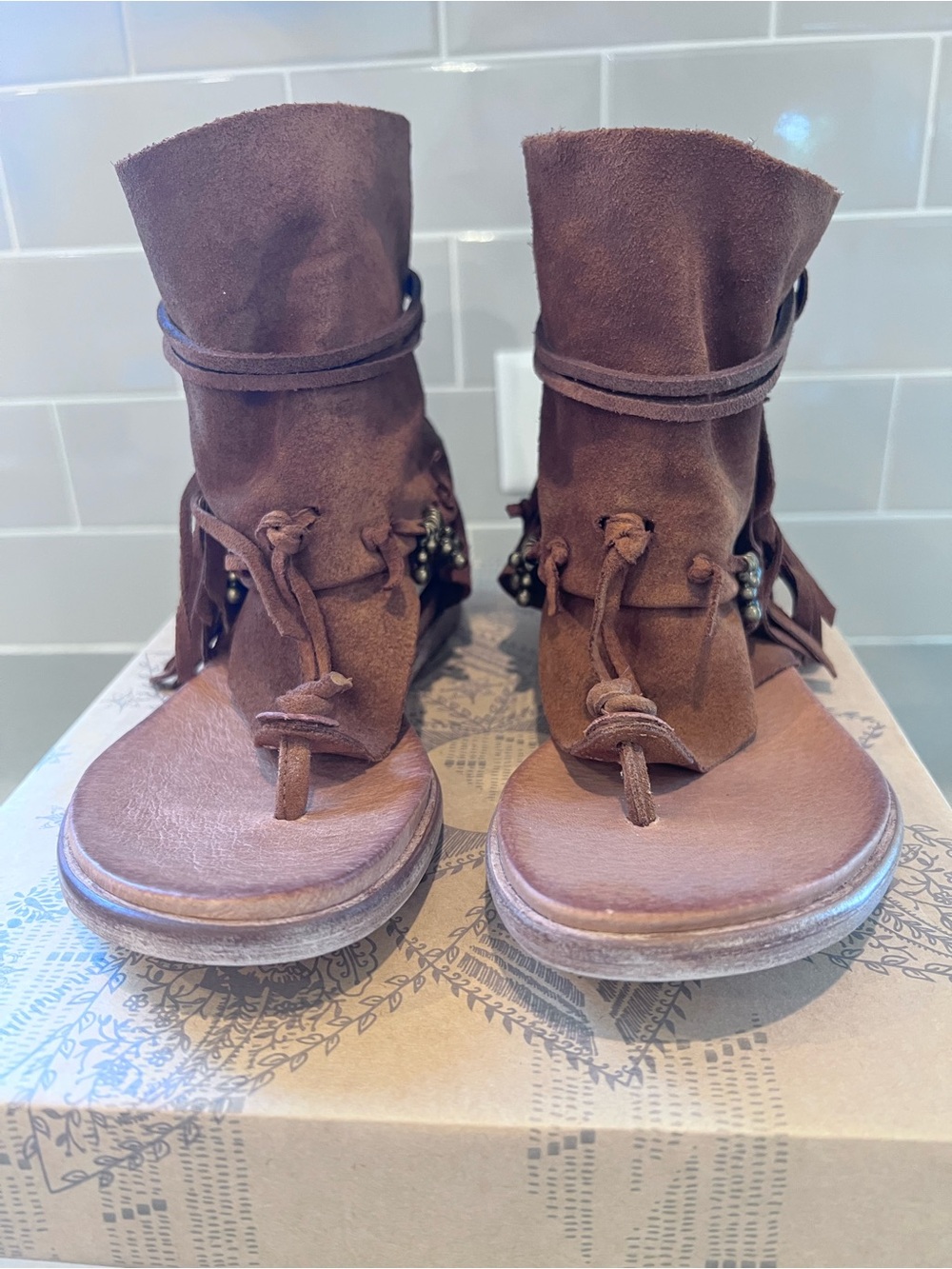 Free People Brown Suede Fringe Ankle Booties Averra Sandal Sz 37 Never Worn - Picture 3 of 13